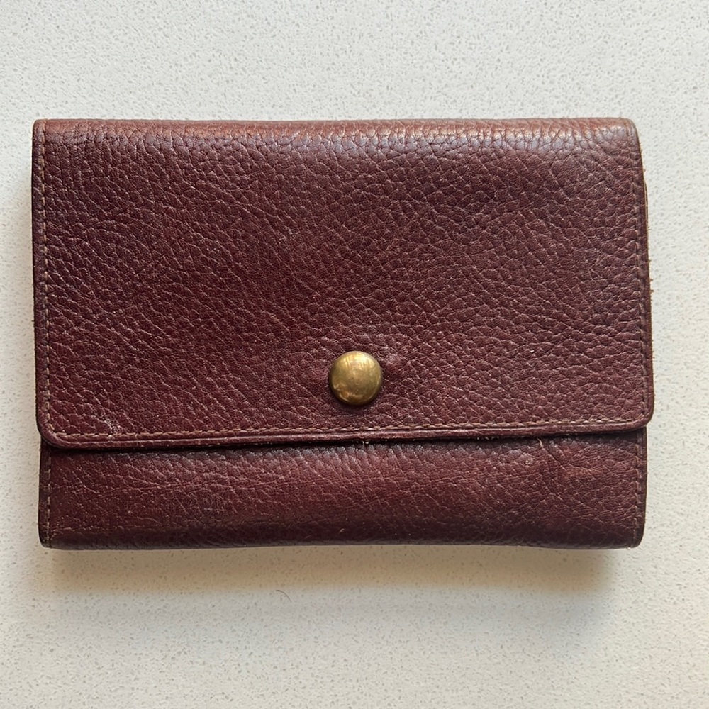 Banana Republic Wallet - Picture 2 of 4